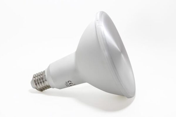 REFLECTOR LED 13.5W PAR38 E27 3000K 1200 LM