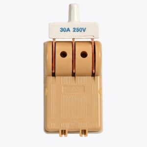 SWITCH PROTEGIDO 30AMP-3POLOS  TAIWAN